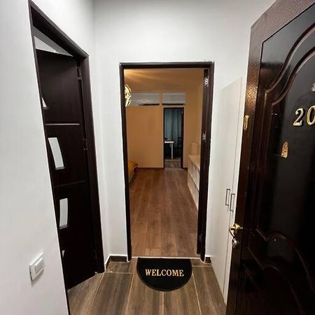 Parklake'S Treasure Bucarest Esterno foto
