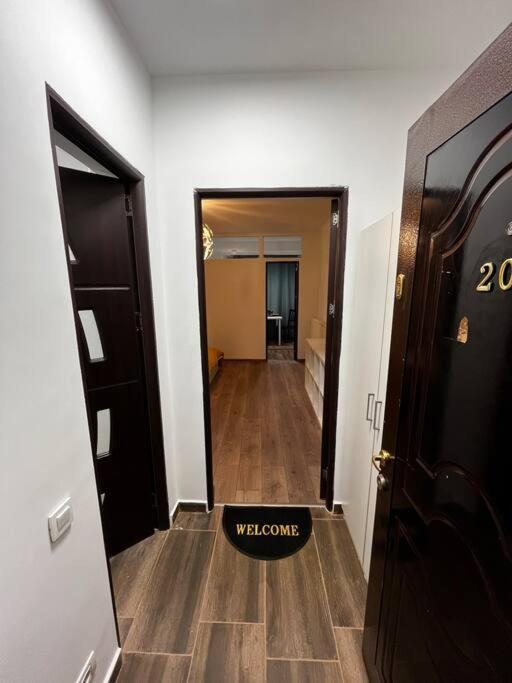 Parklake'S Treasure Bucarest Esterno foto